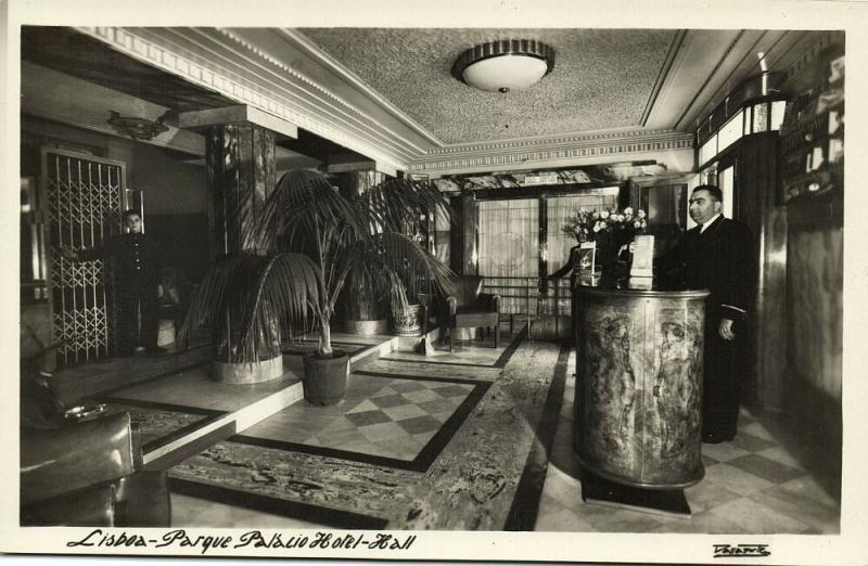 portugal, LISBON LISBOA, Parque Palacio Hotel, Hall (1950s) RPPC