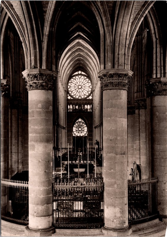 Reims France Cathedrale Cathedral of Notre-Dame Postcard unused 1960s