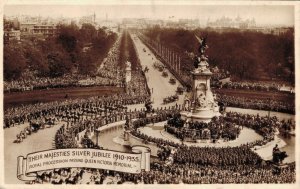 UK Their Majesties Silver Jubilee 1910 1935 RPPC Queen Victoria Memorial 04.29