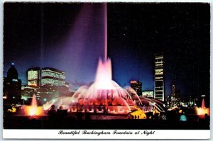 M-97006 Beautiful Buckingham Fountain at Night Chicago Illinois USA