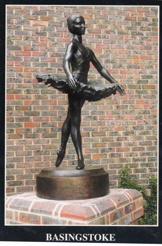 Basingstoke Ballroom Dancer Statue Hampshire 1980s Postcard