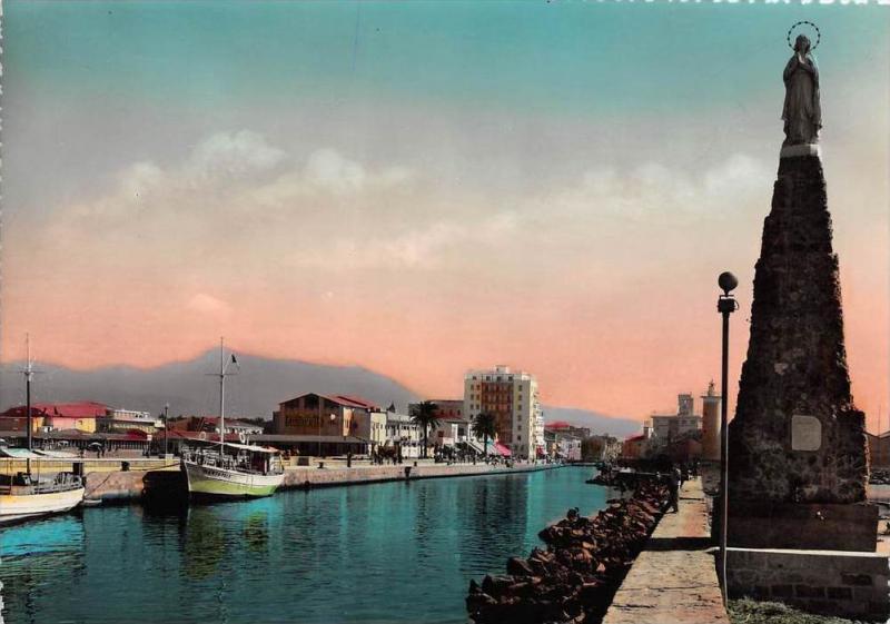 Italy  Viareggio, Madonnina del Molo, The Statute of the holy Maiden o...