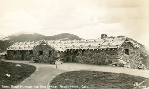 Postcard RPPC View of Trail Ridge Museum & Post office, Rocky Mountain NP  CO