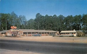REST HAVEN MOTEL Claxton, Georgia Roadside 1963 Chrome Vintage Postcard