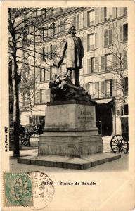 CPA Paris 11e Paris-Statue de Baudin (313745)