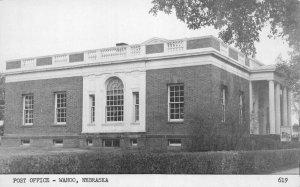 Wahoo Nebraska view from street of Post Office vintage pc DD6952