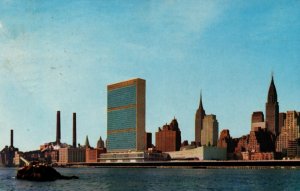 USA United Nations Buildings Along Manhattan New York City Chrome Postcard 08.90