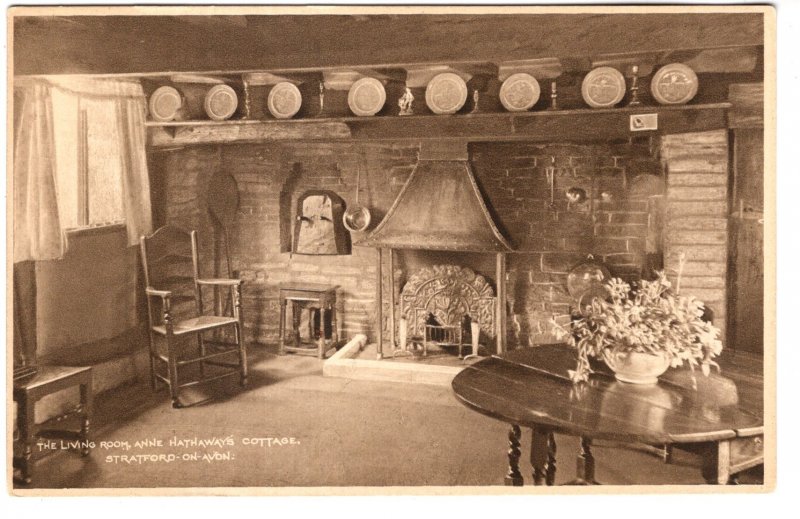 Livingroom, Anne Hathaway's Cottage, Stratford on Avon, England