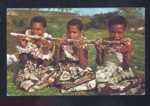 FIJI GIRLS A SUGAR CANE MEAL FIJI FIGI NICE STAMP VINTAGE POSTCARD