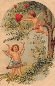 J58/ Valentine's Day Love Holiday Postcard c1910 Cupids in Tree 145