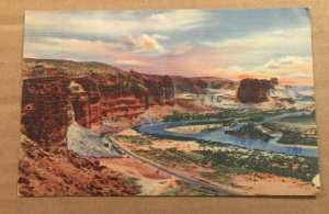 UNUSED .01 LINEN  PC LINCOLN HIGHWAY (U.S. 30) & GREEN RIVER, GREEN RIVER, WYO.