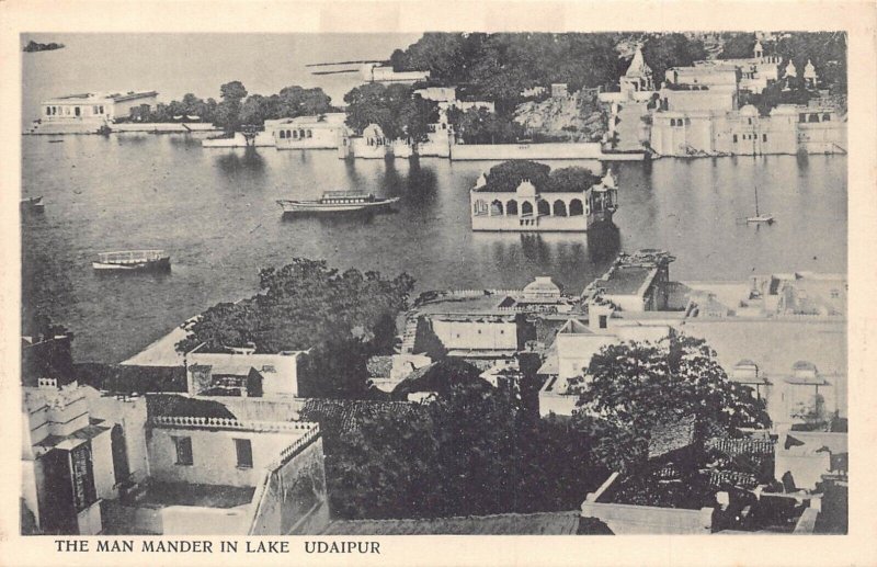 L379 India The Man Mander in Lake Udaipur boats vintage postcard