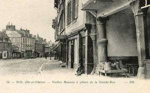 France - Ille et Vilaine, Veilles Maisons a piliers de la Grande-Rue