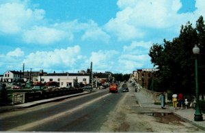 Southern Approach To Grand Rapids Minnesota Bridge People Cars 1954 Postcard