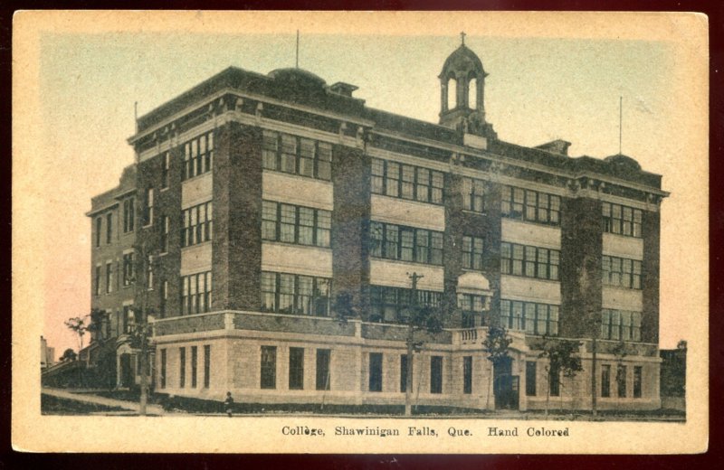dc1420 - SHAWINIGAN FALLS Quebec Postcard 1919 College