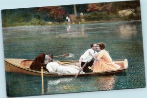 postcard Couples kissing in row boat - United Art