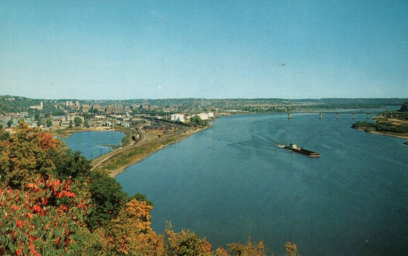 Bird's Eye View,Dubuque,IA BIN