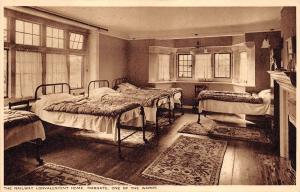 B89411 the railway convalescent home margate one of the wards   uk