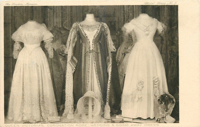 c1910 UK Royalty Queen Victoria's gowns interior Medici Postcard 25-8725