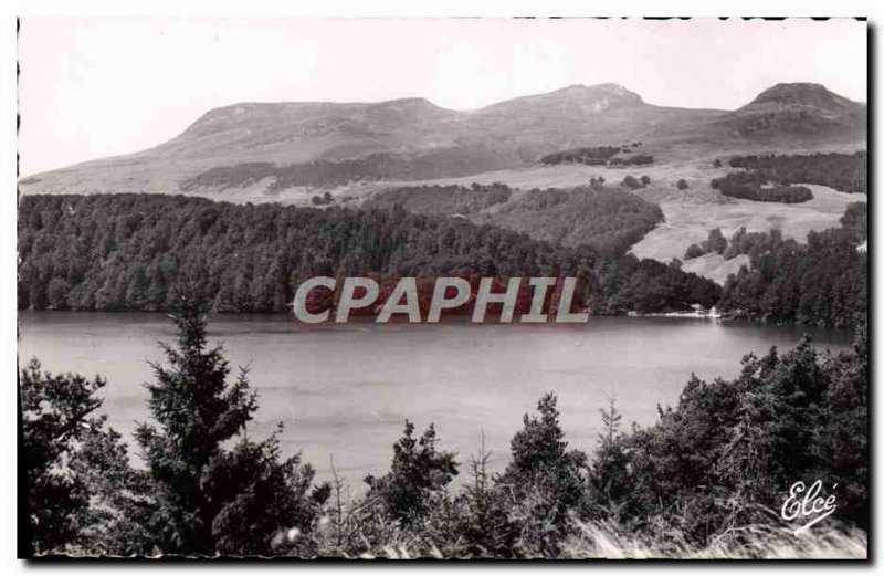 Postcard Modern L & # 39Auvergne Picturesque Downward view of Lake Pavin
