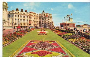 Sussex Postcard - The Carpet Gardens - Eastbourne    XX398