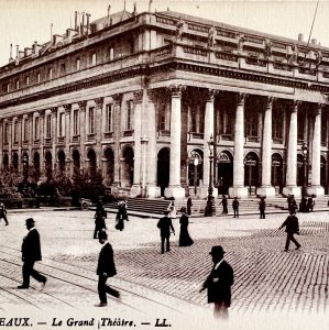 Bordeaux France Grand Theater Downtown 1910s WW1 Era #1 Postcard PCBG12A