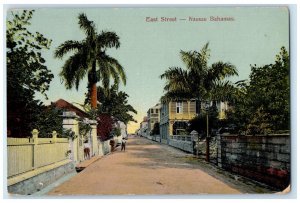 c1910 Scene at East Street Road Nassau Bahamas Antique Posted Postcard