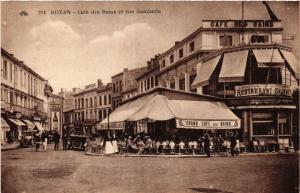 CPA ROYAN - Café des Bains et rue Gambetta (480843)