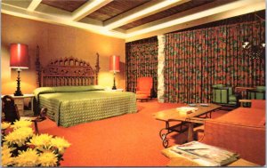 Postcard MO  Lake Ozark - Lodge of the Four Seasons - suite interior