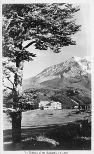 J25/ Foreign Postcard c1910 Mt Ruapehu and Plateau Building New Zealand 134