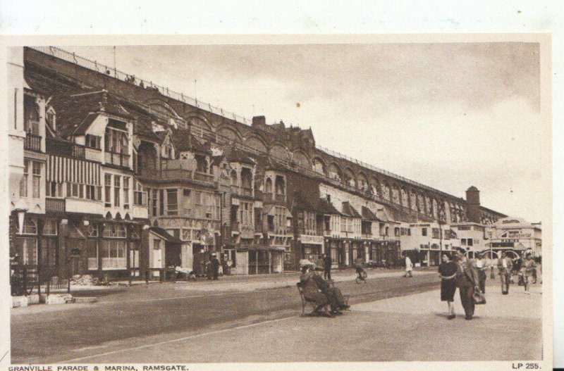 Kent Postcard - Granville Parade & Marina - Ramsgate - Ref 17077A