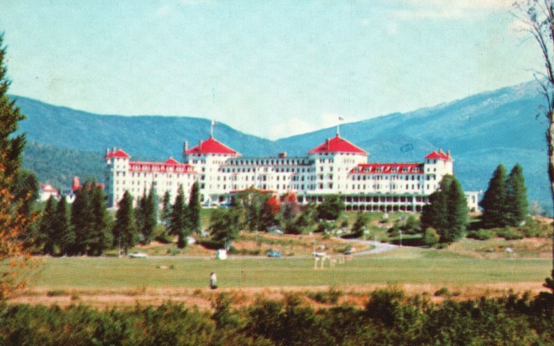 Mount Washington Hotel Four Season Village Bretton Woods New Hampshire Postcard