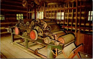Illinois, Lincoln's New Salem - Wool Carding Machine - [IL-320]
