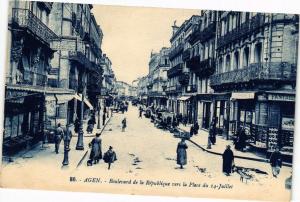 CPA AGEN - Boulevard de la Republique VERS la Place du 14-Juillet (251187)