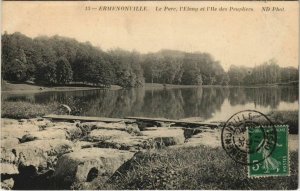 CPA ERMENONVILLE Le Parc l'Etang el l'lle des Peupliers (130761)