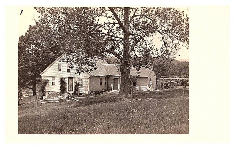 Connecticut Home on Bolton Corner  , Photographer by John Prior