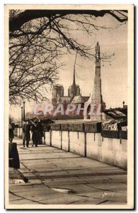 Old Postcard Paris Strolling Quai de la Tournelle Notre Dame