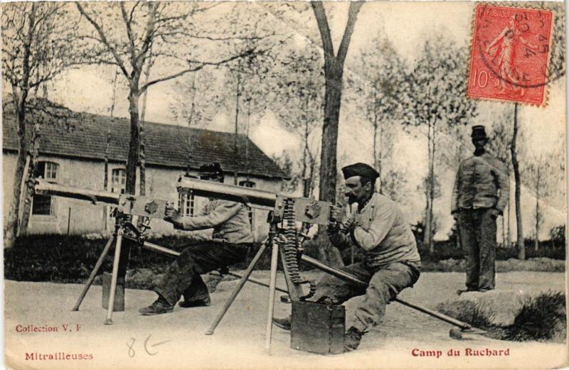 CPA Mitrailleuses - Camp du Ruchard (741079)