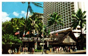 Postcard SHOPS SCENE Honolulu - Waikiki Hawaii HI AT6374