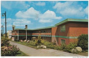 Tourist Town Motel, Vancouver, British Columbia, Canada, 40-60s