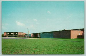 Old Saybrook Connecticut~Junior-Senior High School~Main Entrance~c1950 Postcard 