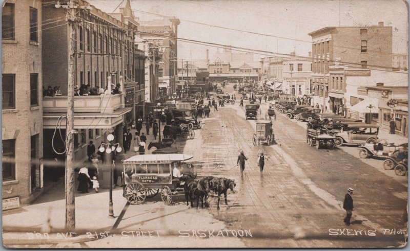 Canada 3Rd Avenue 21St Street Saskatoon Saskatchewan Vintage RPPC C208