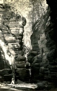 WI - The Dells. Lost Canyon.  *RPPC