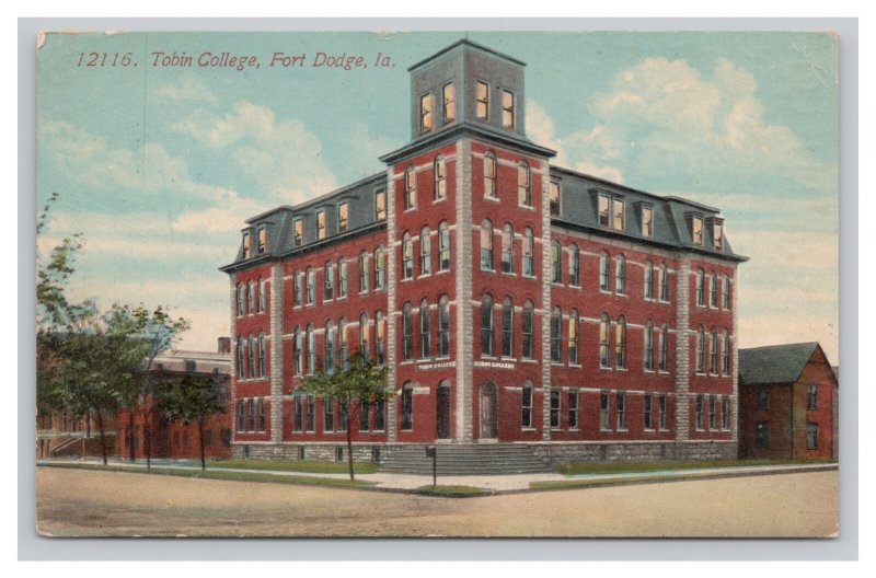 Fort Dodge Ia. Iowa Tobin College Postcard