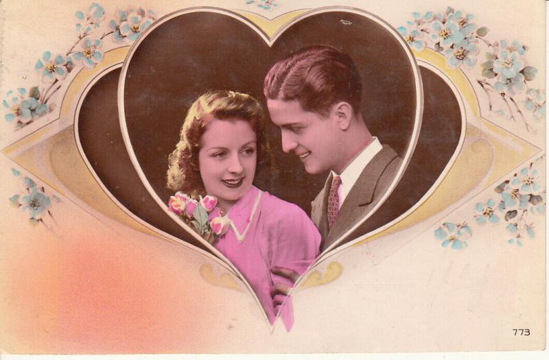 Romantic lovers couple heart flowers postcard