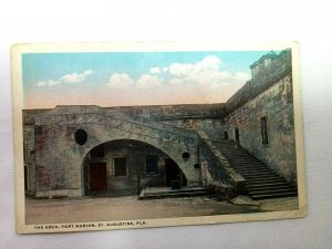 Vintage Postcard The Arch Fort Marion St. Augustine FL