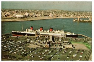 Cunard Line R M S Queen Mary at Long Beach Harbor CA postcard 1970s