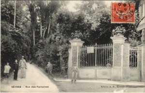 CPA SEVRES - Rue des Fontaines (44366)