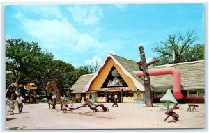 DUNDEE, IL Illinois ~ Amusement Park SANTA'S VILLAGE Post Office 1972 Postcard