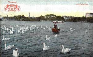 BG24720 aussenaister ship bateaux cygne swan   hamburg   germany